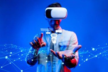 Yapay zeka sanal asistanı Chatbot ile yapay zeka konsepti ile insan etkileşimi, yapay zeka mühendisliği, LLM yapay zeka derin öğrenimi iş desteği için üretken yapay zeka kullanımı. FaaS