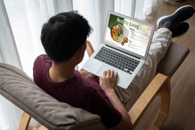 Sağlıklı yaşam sitesi sağlıklı beslenme ve sağlıklı yemek pişirme tarifi için bilgi sunar.