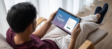 İnternet sitesinde mod form doldurmak için çevrimiçi kayıt formu