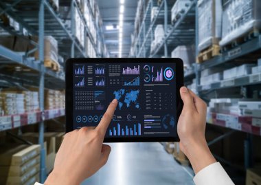 İş veri paneli, pazarlama stratejisi planlaması için iş zekası analizi sunar. Müşteri taleplerini analiz etmek ve iş dünyasının geleceğini önceden görmek için büyük veriler sunulur.