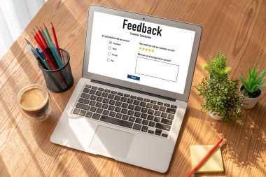 Müşteri geribildirim ve şirket işleri için mod bilgisayar yazılımı analizi