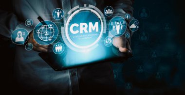 İş satış pazarlama sistemi konsepti için CRM Müşteri İlişkileri Yönetimi CRM veritabanı analizini desteklemek için hizmet uygulamasının fütüristik grafik arayüzünde sunulmuştur. uds
