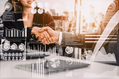 İş Mali Analitik Konsepti için Büyük Veri Teknolojisi. Modern arayüz ekranda iş satış raporları, kâr tablosu ve borsa eğilimleri analizleri hakkında muazzam bilgiler gösteriyor. uds