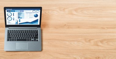 İş veri paneli, pazarlama stratejisi planlaması için iş zekası analizi sunar. Müşteri taleplerini analiz etmek ve iş dünyasının geleceğini önceden görmek için büyük veriler sunulur.