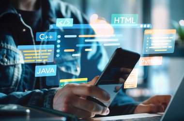 Yeni uygulama mobil telefon geliştirme için HTML, Python, Java ve C EIDE gibi çeşitli programlama dillerinin kodlama dijital örtüleri ile yazılım geliştirici veya programcı çalışması