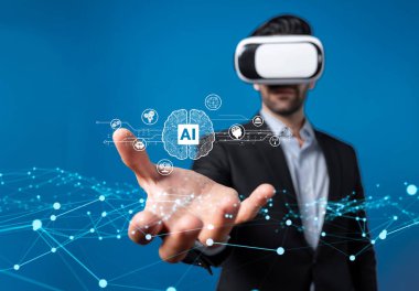 Yapay zeka mühendisliği, büyük veri ve yapay zeka makinesi kavramında yapay zeka beyin işlemcisiyle iş desteği için üretken yapay zeka kullanmayı öğrenen insan etkileşimi. Faas