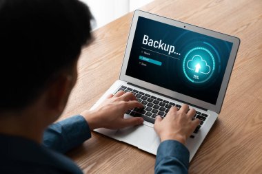 Yedek Depolama Verisi İnternet Teknolojisi İş Konsepti. Veritabanı depolama teknolojisi dosya aktarım paylaşımı, siber, büyük veri bilgileri, internet bankacılığı uygulaması indirme işlemi kolayca yapılır