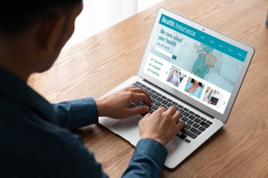 Kolay form doldurma için sağlık sigortası web sitesi mod kayıt sistemi