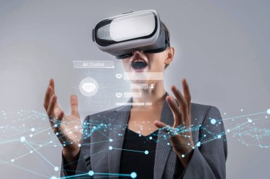 Yapay zeka sanal asistanı Chatbot ile yapay zeka konsepti ile insan etkileşimi, yapay zeka mühendisliği, LLM yapay zeka derin öğrenimi iş desteği için üretken yapay zeka kullanımı. FaaS