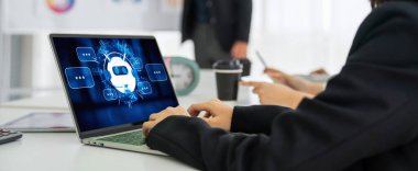 Müşteri sorularına otomatik olarak cevap veren mod çevrimiçi iş için Chatbot yazılım uygulaması