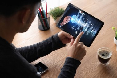 Kaliteli standartları karşılamak için mod çevrimiçi şirket işleri için uyum sistemi