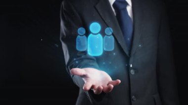 İş adamı ağ kurar, değerli bağlantılar kurar. Profesyonel ağı ve fırsatları genişletmek için etkili insan ağ oluşturma stratejileri UUID