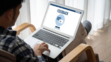 Müşteri geribildirim ve şirket işleri için mod bilgisayar yazılımı analizi