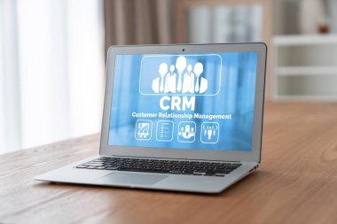 CRM işletme ve işletme için modern bilgisayarda müşteri ilişkileri yönetim sistemi