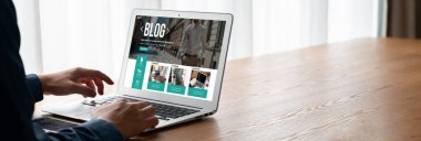 blogging concept, web blog Social Media Information network snugly. social media online content, freelance worker, working online, content creator, blogger, website, reading blog online on computer