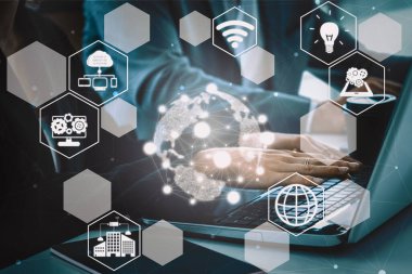 Şeyler ve İletişim Teknolojisi Konsepti İnternet - Ev ve iş kullanımı için uygulama yazılımında akıllı bilgi ve dijital yaşam tarzı gösteren modern grafik arayüzü. uds