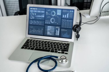 İş veri paneli, pazarlama stratejisi planlaması için iş zekası analizi sunar. Müşteri taleplerini analiz etmek ve iş dünyasının geleceğini önceden görmek için büyük veriler sunulur.