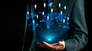 İş adamı ağ kurar, değerli bağlantılar kurar. Profesyonel ağı ve fırsatları genişletmek için etkili insan ağ oluşturma stratejileri UUID