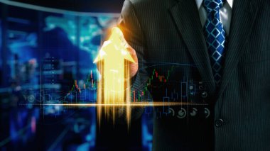 İş adamı iş büyümesi için ölçümleri değerlendirir, genişleme hedefleri koyar. İnovasyon ve strateji 2025 yoluyla sürekli iş büyümesini teşvik etme hakkında görüşler. Kullanıcı Kimliği