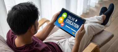 Öğrencilerin internet ağında çalışabilmeleri için mod yazılımlı e-öğrenme web sitesi