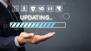 İş adamı bilgi ve yazılımın güncellenmesine yatırım yaparak rekabetçiliğin güncellenmesini sağlar. Hem bilgi hem de yazılım verimliliği güncellemesi için sürekli güncelleme ve güncelleme öncelikleri belirleniyor. EIDE