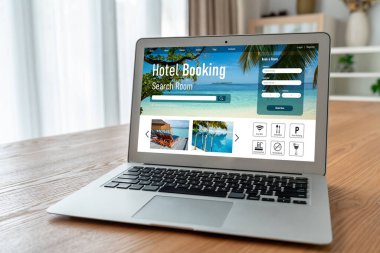 Çevrimiçi otel konaklama rezervasyon sitesi mod rezervasyon sistemi sağlar. Seyahat teknolojisi kavramı .