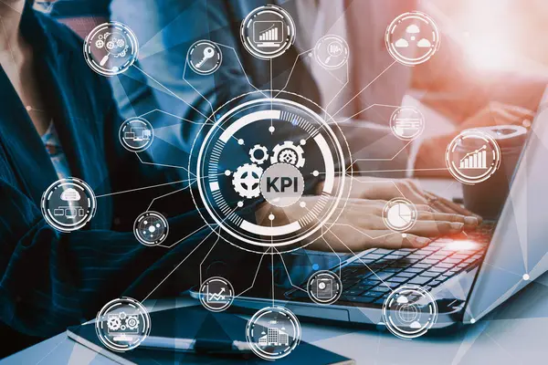 KPI İş Konsepti Performans Göstergesi - KPI yönetimi için iş hedefi değerlendirme sembolleri ve analitik numaralar gösteren modern grafik arayüzü. uds