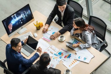 Kaliteli standartları karşılamak için mod çevrimiçi şirket işleri için uyum sistemi