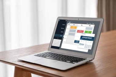 İnternet sitesindeki modish regrition için çevrimiçi aplikasyon rezervasyon takvimi