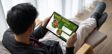 Sağlıklı yaşam sitesi sağlıklı beslenme ve sağlıklı yemek pişirme tarifi için bilgi sunar.