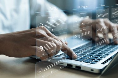 İş adamı görevleri ve yapılacak şeyleri kategorilere ayırır, gözden geçirme projesi yönetimini düzene sokar. Proje verimliliği ve başarısı için yönetilecek olan görev optimize ediliyor. FaaS