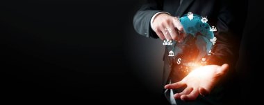 İş adamı küresel pazarlama ve finans konusunda uzmandır. Küresel pazarların karmaşıklığını, stratejileri ve pazarlama erişimini geliştirmek. Küresel finans ve pazarlama FaaS 'larında başarı