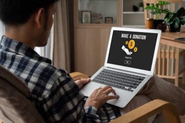 Çevrimiçi bağışta bulunma platformu insanlara internet üzerinden transfer etmeleri için modem para gönderme sistemi sunuyor