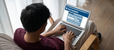 Kolay form doldurma için sağlık sigortası web sitesi mod kayıt sistemi