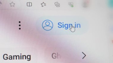 Özel sosyal medya hesabına giriş yapmak ve internet ağı kullanarak web sitesi sunucu uygulamasını bağlamak için düğmeye tıklamanın videosu. Kullanım için çevrimiçi teknoloji kavramı. Webography.