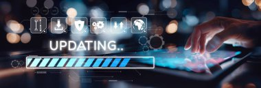 İş adamı bilgi ve yazılımın güncellenmesine yatırım yaparak rekabetçiliğin güncellenmesini sağlar. Hem bilgi hem de yazılım verimliliği güncellemesi için sürekli güncelleme ve güncelleme öncelikleri belirleniyor. EIDE