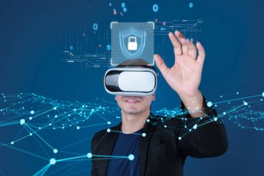 İş adamı siber güvenliğin özünü keşfeder. Siber koruma yöntemlerini, tehditleri derinlemesine araştır ve siber güvenlik duruşunu güçlendir. Siber Güvenlik Çağı FaaS 'ında yol almak için gerekli.