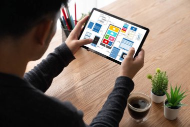 Model mobil uygulama ve web sitesi için UX UI tasarım süreci. Profesyonel uygulama geliştiricisi için kablo grafiğinin yaratıcı prototipi .