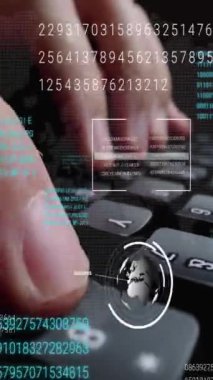 Grafik kullanıcı arayüzü GUI hologramı ile dizüstü bilgisayar klavyesinde çalışan adam büyük veri bilimi teknolojisi, dijital ağ bağlantısı ve bilgisayar programlama algoritması kavramlarını gösteriyor.