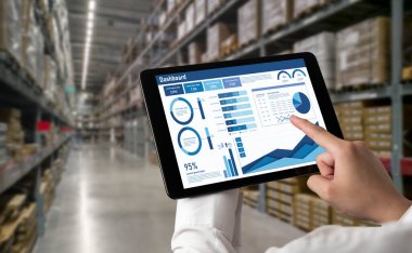 İş veri paneli, pazarlama stratejisi planlaması için iş zekası analizi sunar. Müşteri taleplerini analiz etmek ve iş dünyasının geleceğini önceden görmek için büyük veriler sunulur.