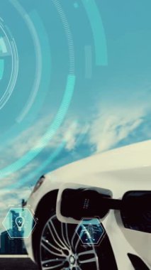 Yeşil enerji ve ekolojik güç kavramında elektrikli araba şarj istasyonu