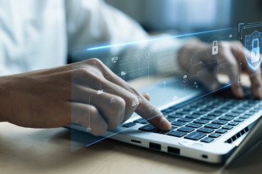 İş adamı siber güvenliğin özünü keşfeder. Siber koruma yöntemlerini, tehditleri derinlemesine araştır ve siber güvenlik duruşunu güçlendir. Siber Güvenlik Çağı FaaS 'ında yol almak için gerekli.