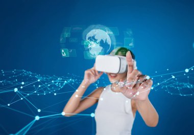 İş adamı, sürdürülebilir büyümeyi destekleyen yeşil stratejiler uyguluyor. Daha sağlıklı bir gezegen için sürdürülebilir, yeşil yeniliklerle işletmelerin nasıl yol açtığını keşfedin. FaaS