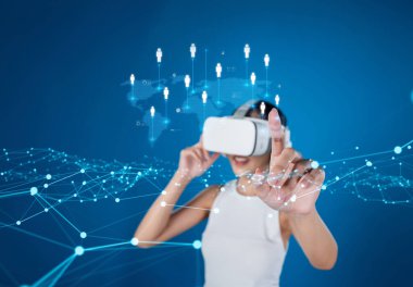 İş adamı ağ kurar, değerli bağlantılar kurar. Profesyonel ağı ve fırsatları genişletmek için etkili insanlar ağ stratejileri geliştiriyor.