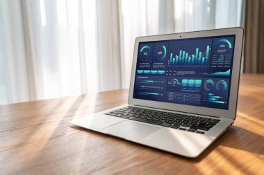 İş veri paneli, pazarlama stratejisi planlaması için iş zekası analizi sunar. Müşteri taleplerini analiz etmek ve iş dünyasının geleceğini önceden görmek için büyük veriler sunulur.