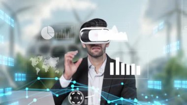 Akıllı proje yöneticisi sanal gerçeklik gözlüğü takıp dizüstü bilgisayarla aynı masada otururken pazarlama fikrini paylaşıyor. Yetenekli iş adamı yüzen mali tabloya bakıyor ve kontrol ediyor. Aygıt.