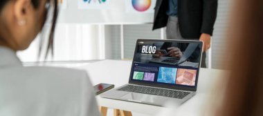 blogging concept, web blog Social Media Information network snugly. social media online content, freelance worker, working online, content creator, blogger, website, reading blog online on computer