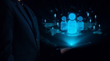 İş adamı ağ kurar, değerli bağlantılar kurar. Profesyonel ağı ve fırsatları genişletmek için etkili insan ağ oluşturma stratejileri UUID