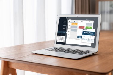 İnternet sitesindeki modish regrition için çevrimiçi aplikasyon rezervasyon takvimi