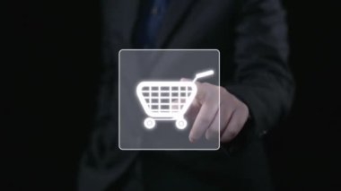 İş adamı çok kanallı stratejileri entegre ediyor, çevrimiçi alışveriş ve pazarlama erişimini artırıyor. Birbirine bağlı marka deneyimleri yaratmak için çok kanallı pazarlamanın gücünü keşfedin. Kullanıcı Kimliği